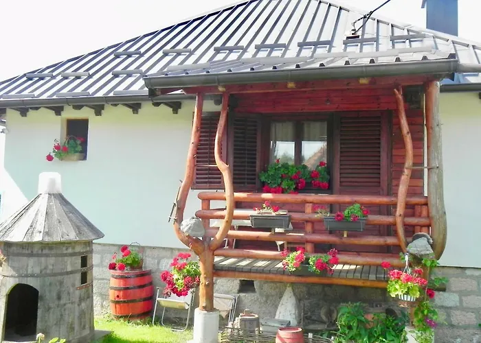 Holiday Home Stara Lipa